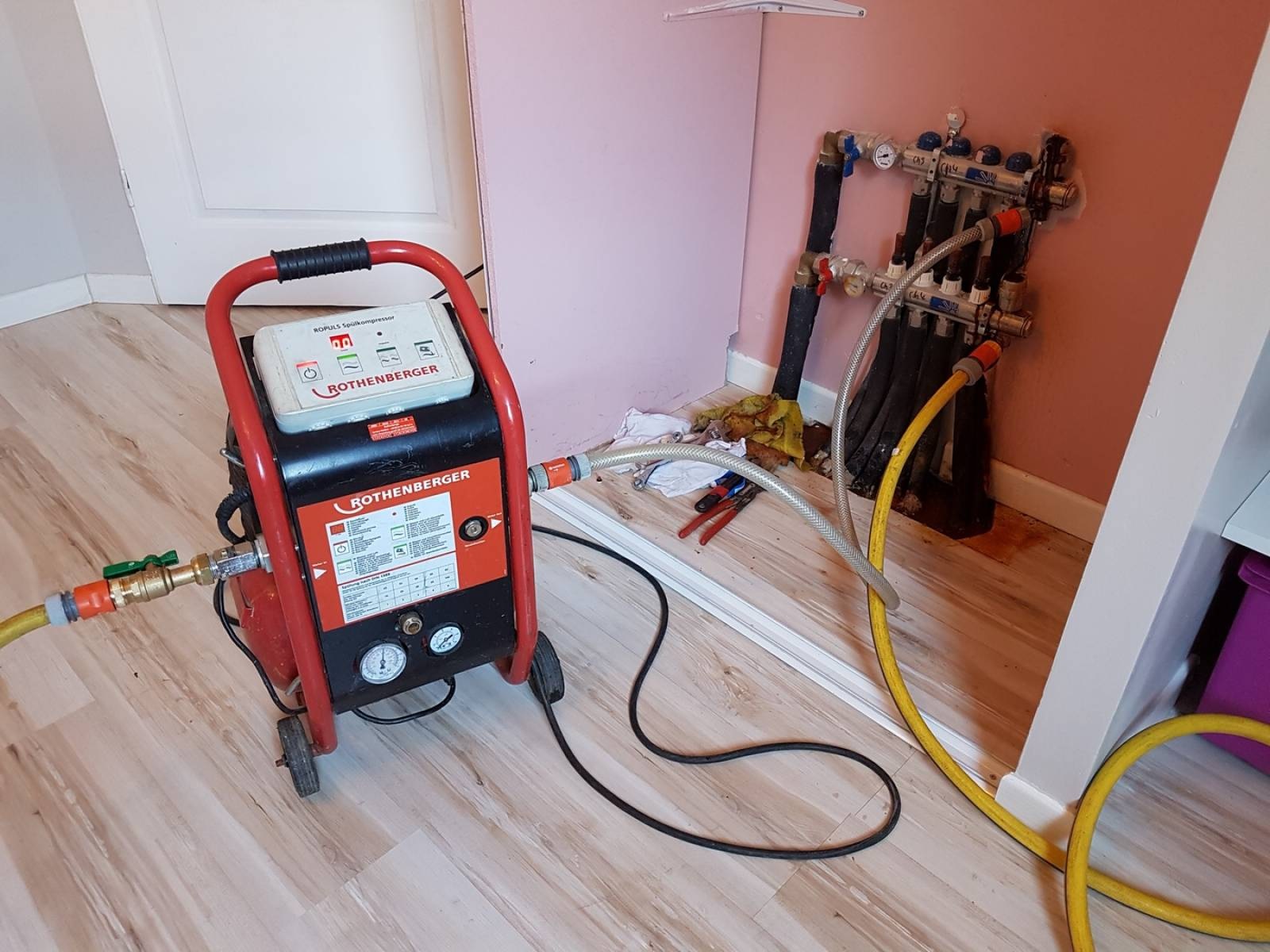 Gebze Gaziler Vaillant Hermetik Şofben Kombi Bakımı
